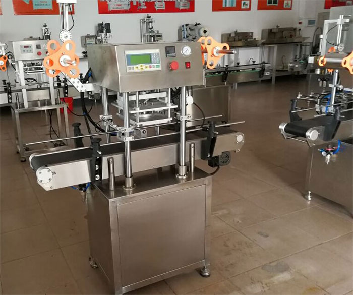 醬料瓶自動(dòng)封膜機(jī)星火廠房實(shí)拍圖