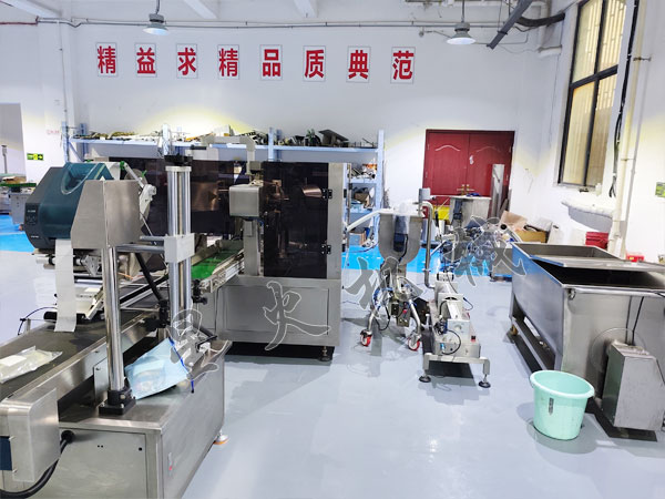 重慶火鍋底料包裝機(jī)實(shí)拍圖