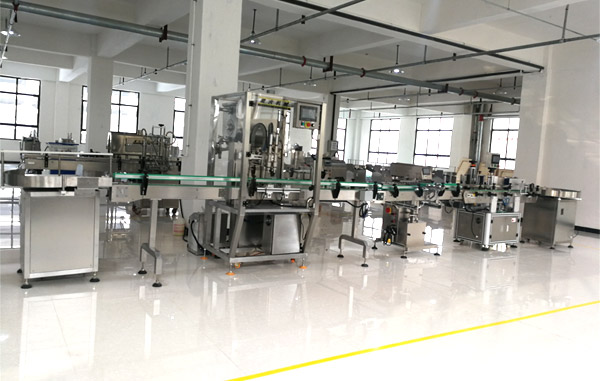 瓶裝醬料灌裝機設備-醬料灌裝旋蓋設備生產(chǎn)線