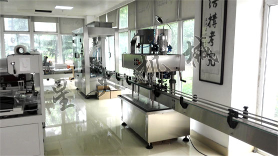 辣椒醬灌裝機(jī)_星火廠房